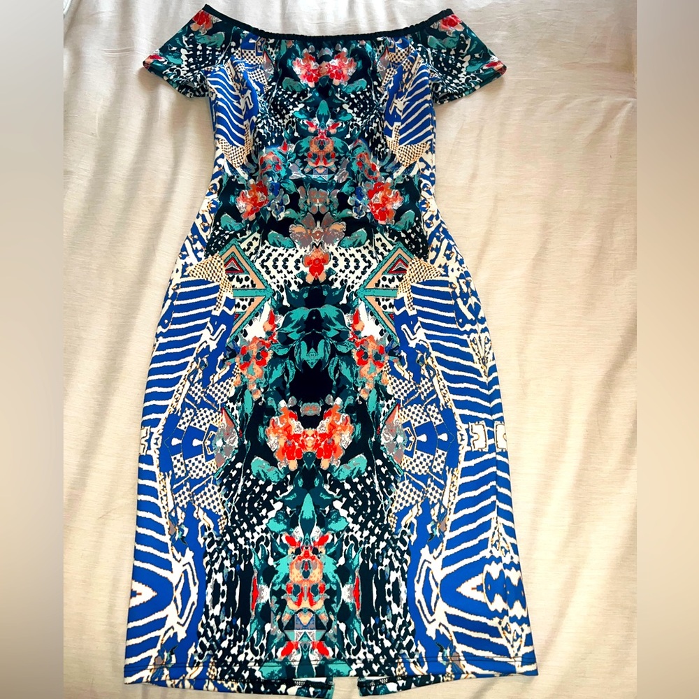 Forever 21 Dress 💙💛🧡 Size M